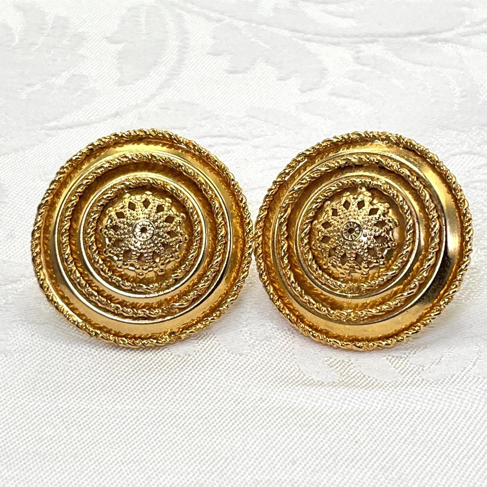 Vintage 1.5" Gold Tone Chunky Spiral Etruscan Shield‎ Medallion Clip-On Earrings